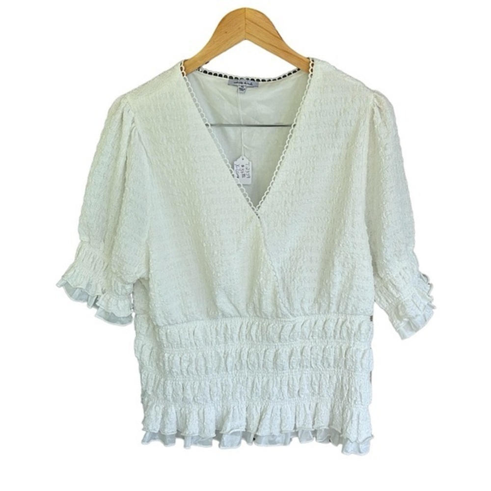 NWT White Birch Off White Short Sleeve Top Size XL Crossover V Neck